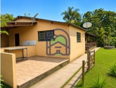 S�tio para Venda, em Betim, bairro Centro, 4 dormit�rios, 1 banheiro, 3 su�tes